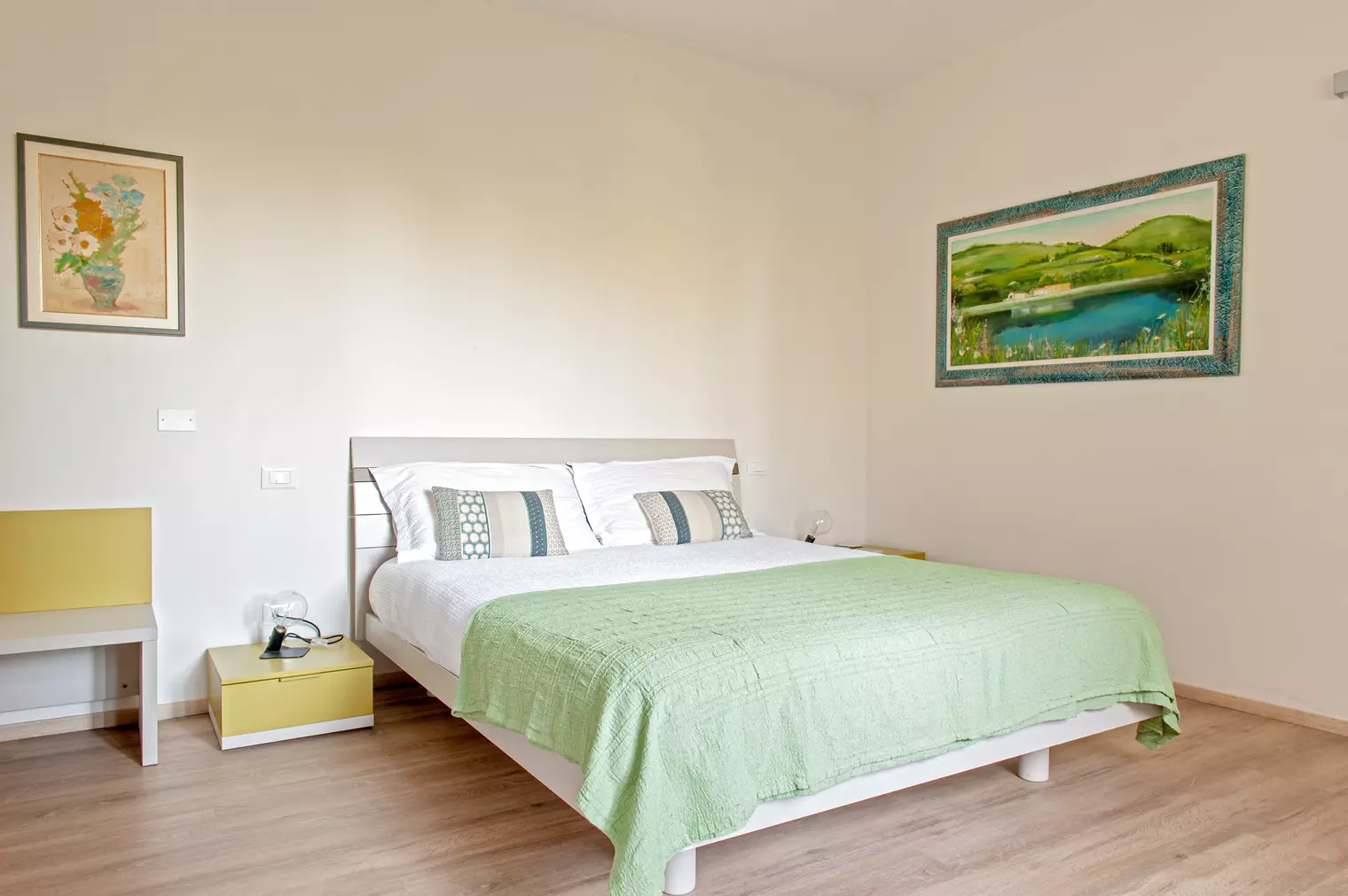Second peaceful bedroom at Appartamento La Quercia