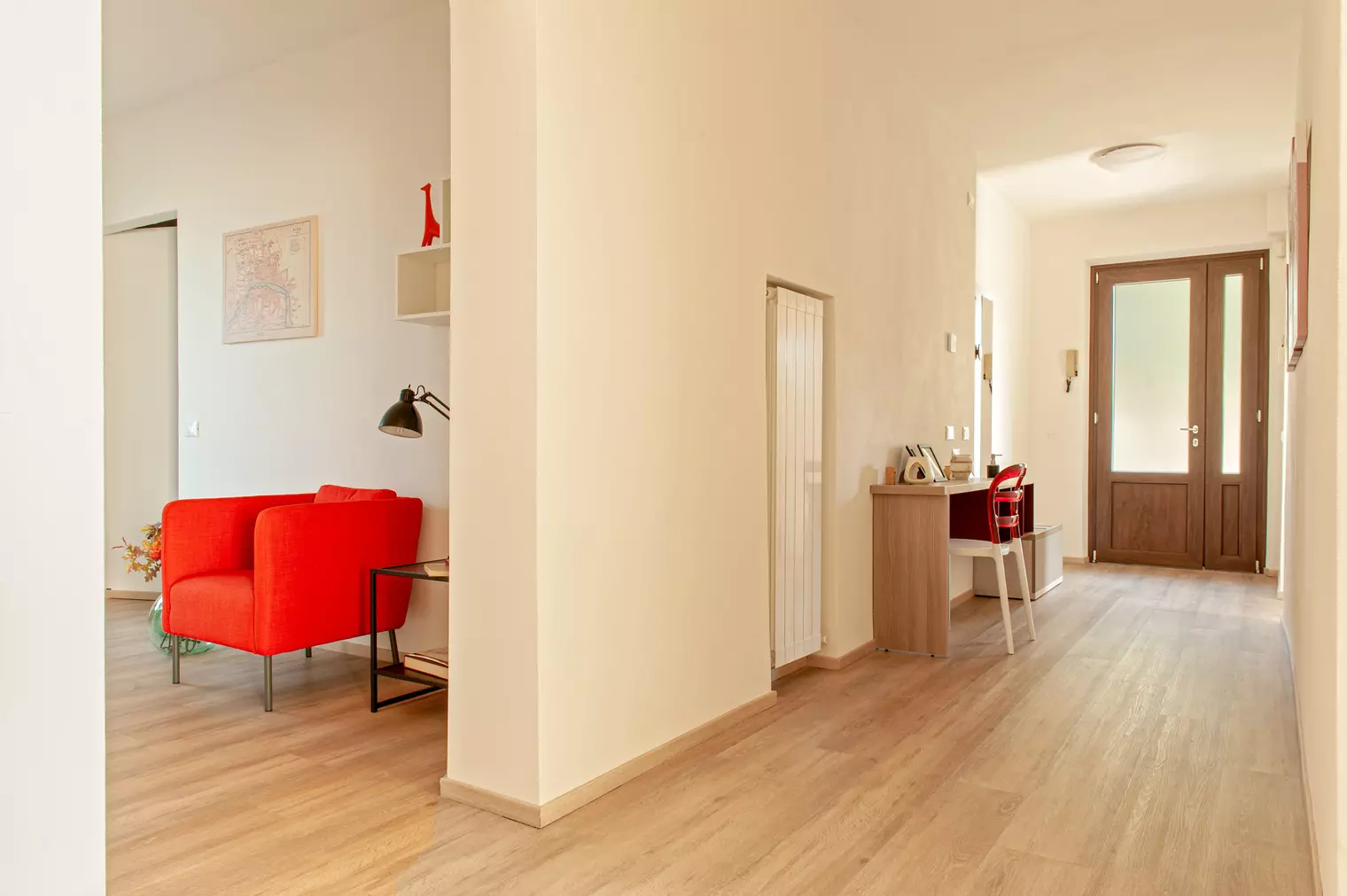 Hallway connecting the rooms at Appartamento La Quercia